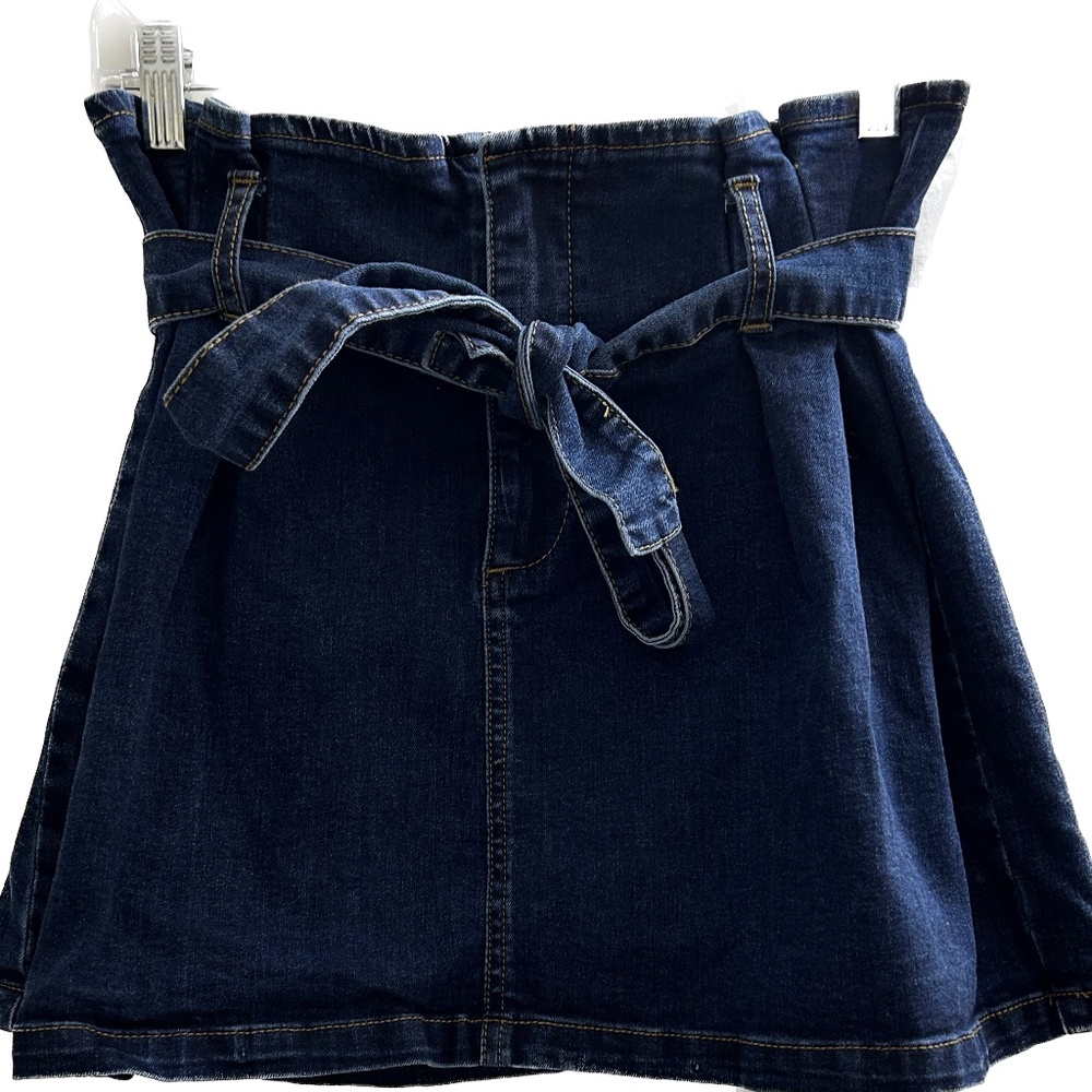 Altar'd State Dark Wash Denim Paper Bag Mini Skirt Size Medium - Picture 5 of 9